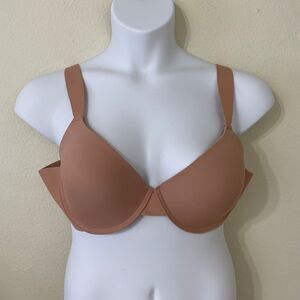 Vince Camuto~Bra Full Figured/Spacer/T Shirt 42C Beige